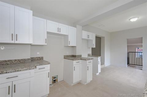 474 SE 3rd St, Hialeah, FL 33010 photo 12
