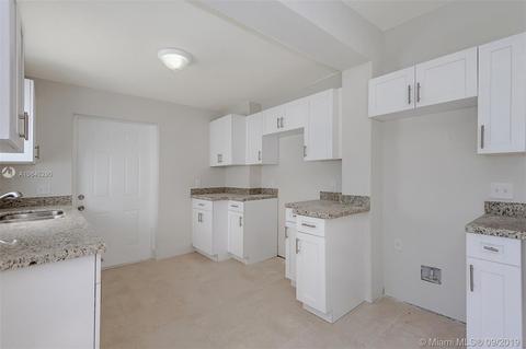 474 SE 3rd St, Hialeah, FL 33010 photo 20