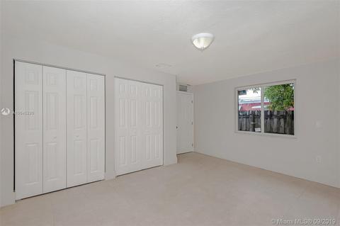 474 SE 3rd St, Hialeah, FL 33010 photo 5