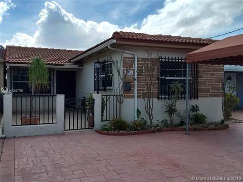 902 W 79th St, Hialeah, FL 33014 photo 2