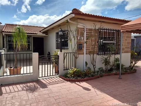 902 W 79th St, Hialeah, FL 33014 photo 1