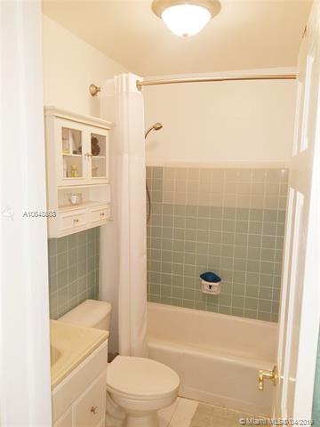 5460 E 6th Ave, Hialeah, FL 33013 photo 6