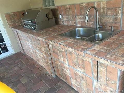 14801 NW Dade Pine Ave, Miami Lakes, FL 33014 photo 3