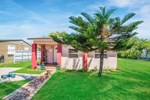 541 E 35th St, Hialeah, FL 33013 photo 1