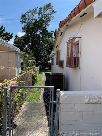 Undisclosed, Hialeah, FL 33012 photo 4