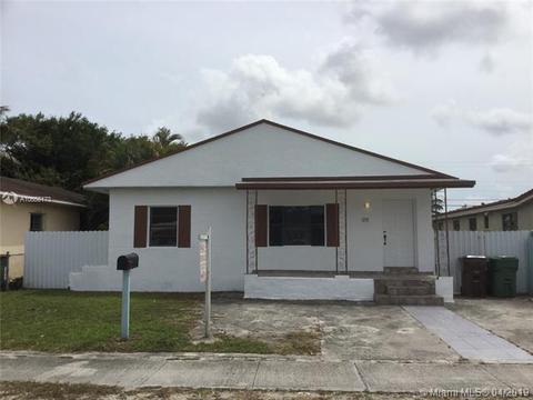 218 E 46th St, Hialeah, FL 33013 photo 1