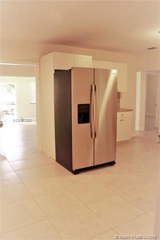 Undisclosed, Opa Locka, FL 33054 photo 5