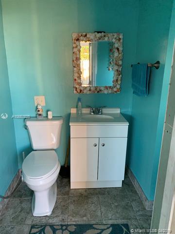 5105 E 8th Ln, Hialeah, FL 33013 photo 22