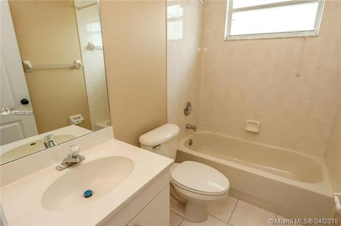 2532 Montclaire Cir, Weston, FL 33327 photo 44