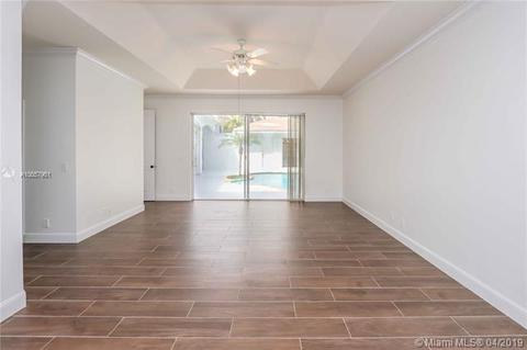 2532 Montclaire Cir, Weston, FL 33327 photo 14