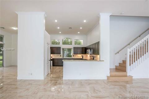 2532 Montclaire Cir, Weston, FL 33327 photo 6