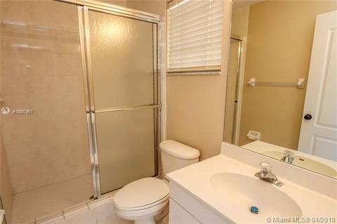 2532 Montclaire Cir, Weston, FL 33327 photo 38
