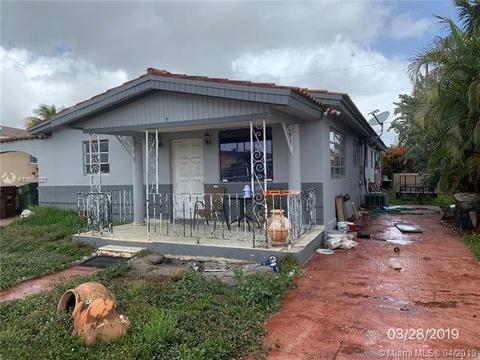 663 SE 5th Pl, Hialeah, FL 33010 photo 2