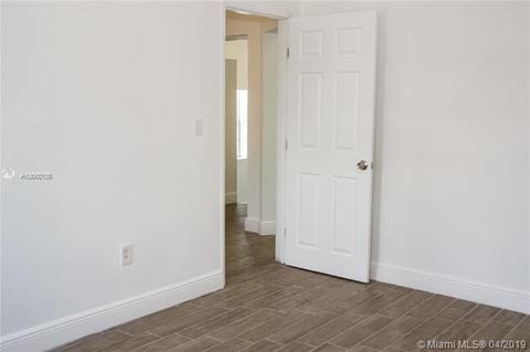 1840 SW 48th Ave, West Park, FL 33023 photo 11