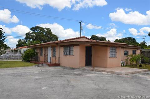 820 E 35th St, Hialeah, FL 33013 photo 4