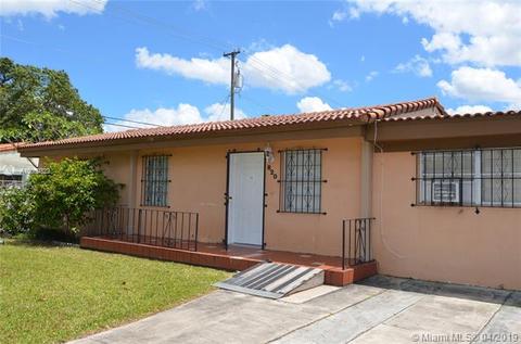 820 E 35th St, Hialeah, FL 33013 photo 1