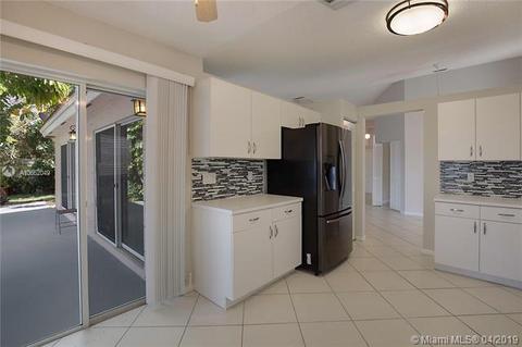 6375 Ocean Dr, Margate, FL 33063 photo 7