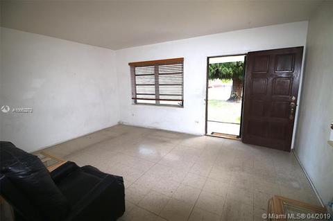 941 E 18th St, Hialeah, FL 33013 photo 4