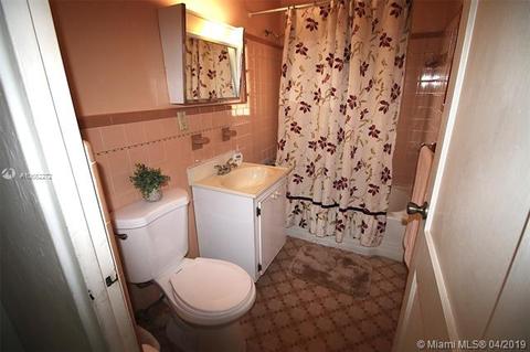 941 E 18th St, Hialeah, FL 33013 photo 9