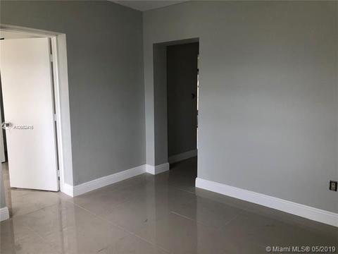761 E 46th St, Hialeah, FL 33013 photo 2