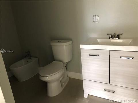 761 E 46th St, Hialeah, FL 33013 photo 13
