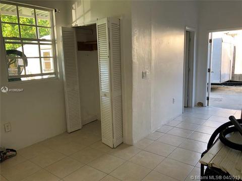 201 E 46th St, Hialeah, FL 33013 photo 15