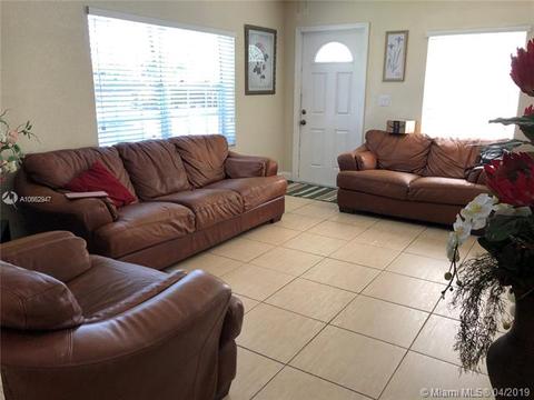 201 E 46th St, Hialeah, FL 33013 photo 1