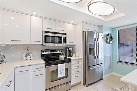 4590 NE Sandpebble Trce #203, Stuart, FL 34996 photo 8