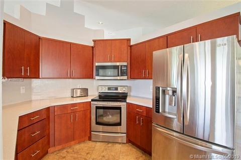 551 Carrington Ln, Weston, FL 33326 photo 3