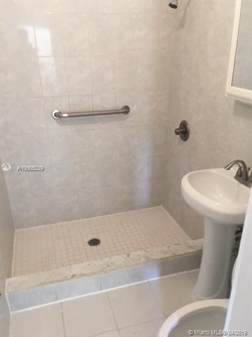 690 E 10th Ave, Hialeah, FL 33010 photo 5