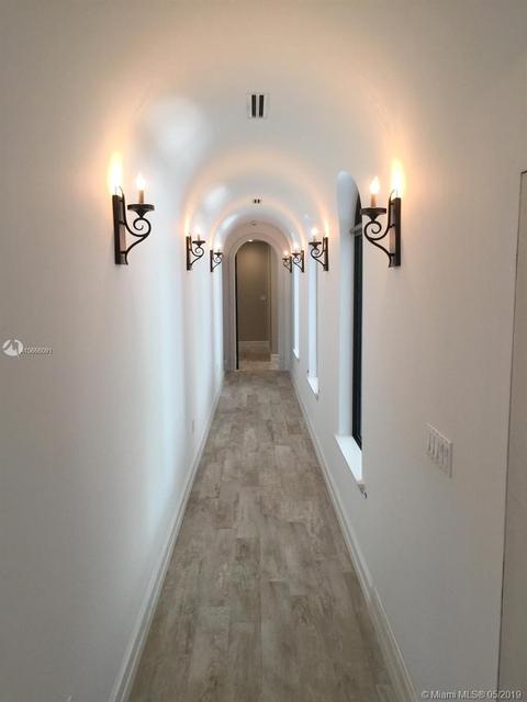 381 Navarre Dr, Miami Springs, FL 33166 photo 9