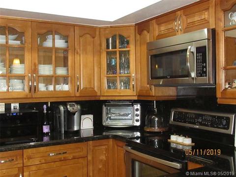16426 Briar Patch Pl, Miami Lakes, FL 33014 photo 36