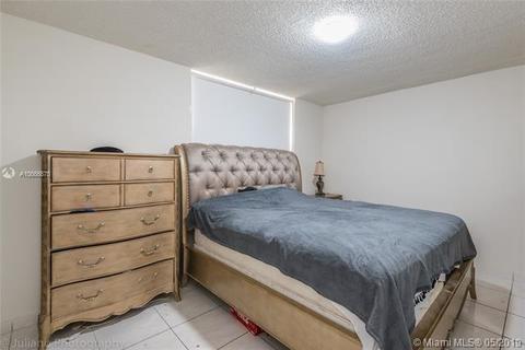Undisclosed, Hialeah, FL 33012 photo 16
