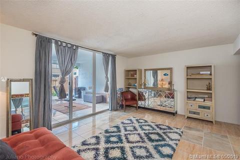 Undisclosed, Hialeah, FL 33012 photo 1