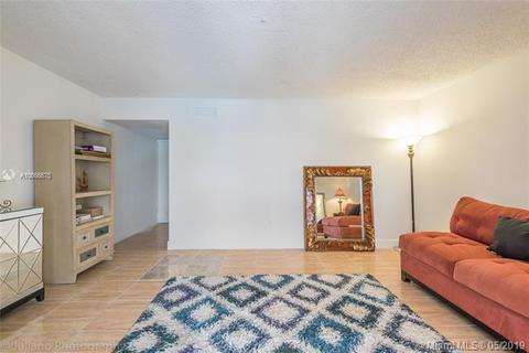 Undisclosed, Hialeah, FL 33012 photo 2