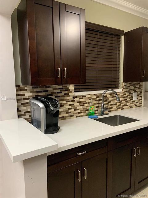 71 W 64th St, Hialeah, FL 33012 photo 2