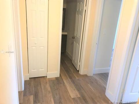 7180 W 3rd Ave, Hialeah, FL 33014 photo 15