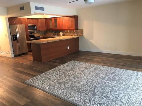 7180 W 3rd Ave, Hialeah, FL 33014 photo 7