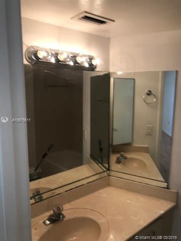 Undisclosed, Hialeah, FL 33015 photo 6