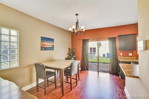 2866 W Sable Cir, Margate, FL 33063 photo 8