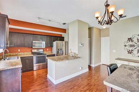 2866 W Sable Cir, Margate, FL 33063 photo 6