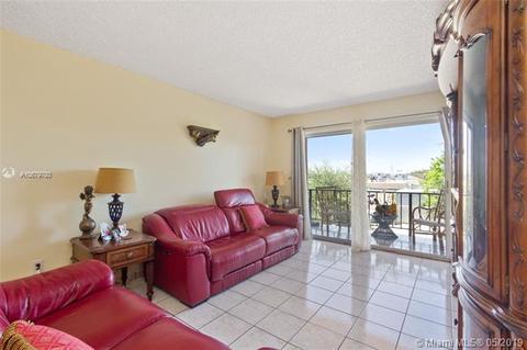 30 E 39th St #318, Hialeah, FL 33013 photo 9
