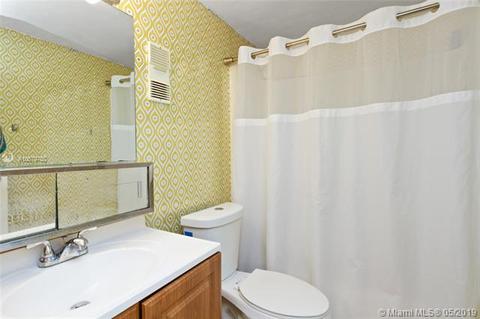 30 E 39th St #318, Hialeah, FL 33013 photo 14