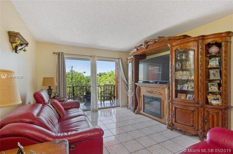 30 E 39th St #318, Hialeah, FL 33013 photo 2