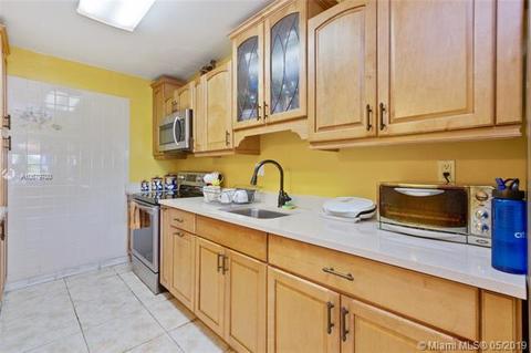 30 E 39th St #318, Hialeah, FL 33013 photo 17
