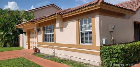 18924 NW 54th Ave, Miami Gardens, FL 33055 photo 2