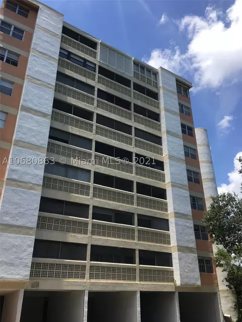 3301 Spanish Moss Ter #906, Lauderhill, FL 33319