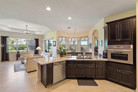 111 SEthan Ter, Stuart, FL 34997 photo 11