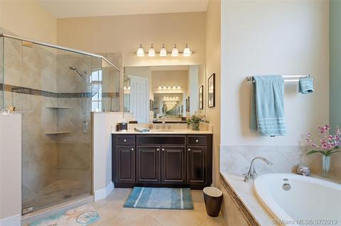 111 SEthan Ter, Stuart, FL 34997 photo 20