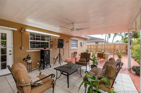 650 E 5th St, Hialeah, FL 33010 photo 11